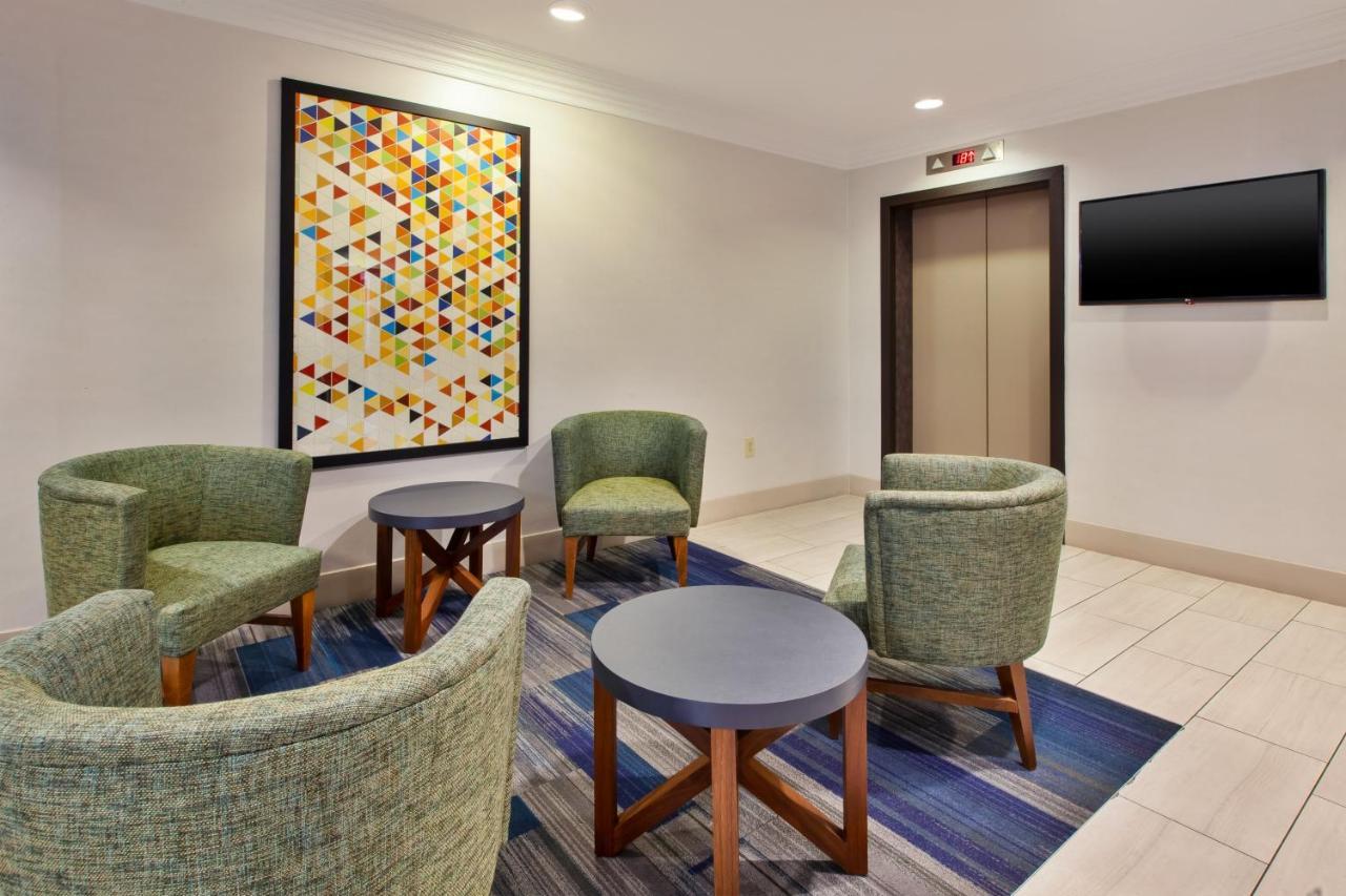 Holiday Inn Express Philadelphia-Midtown By Ihg Exterior photo